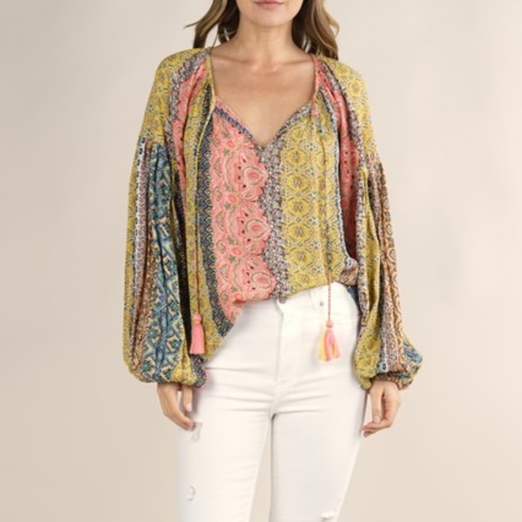 lovestitch Tops - NWT Lovestich Boho Volume Sleeve Top Blouse